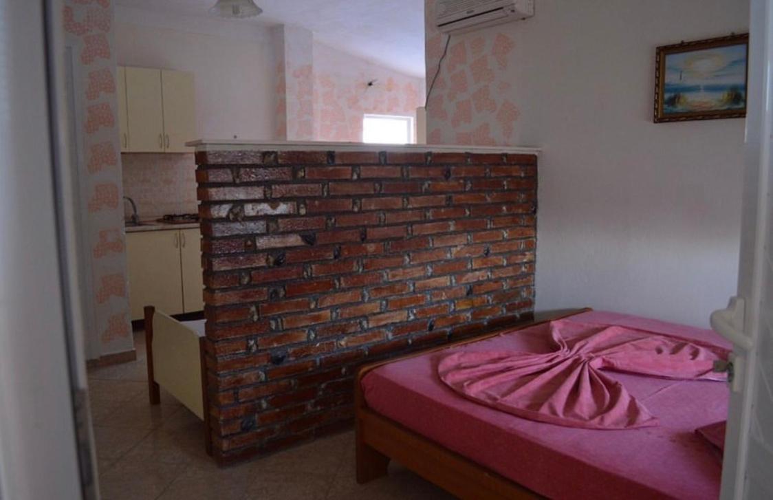Hotel Ridal Влёра Экстерьер фото